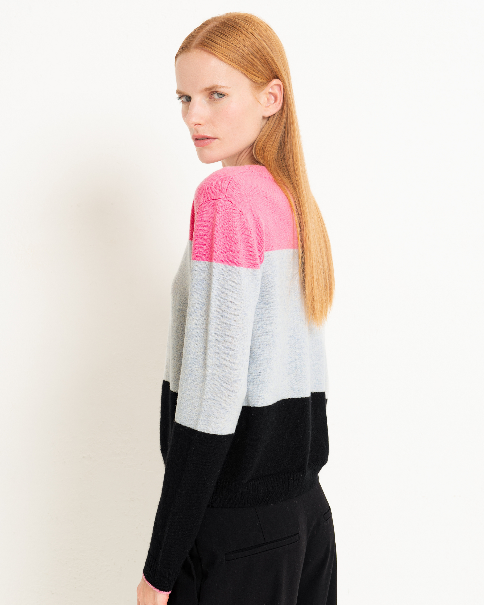 Cashmere Classic Crew Cardigan Colour Block