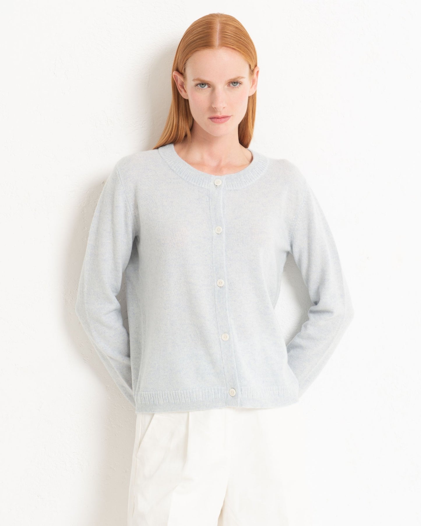 Cashmere Classic Crew Cardigan Silver Grey