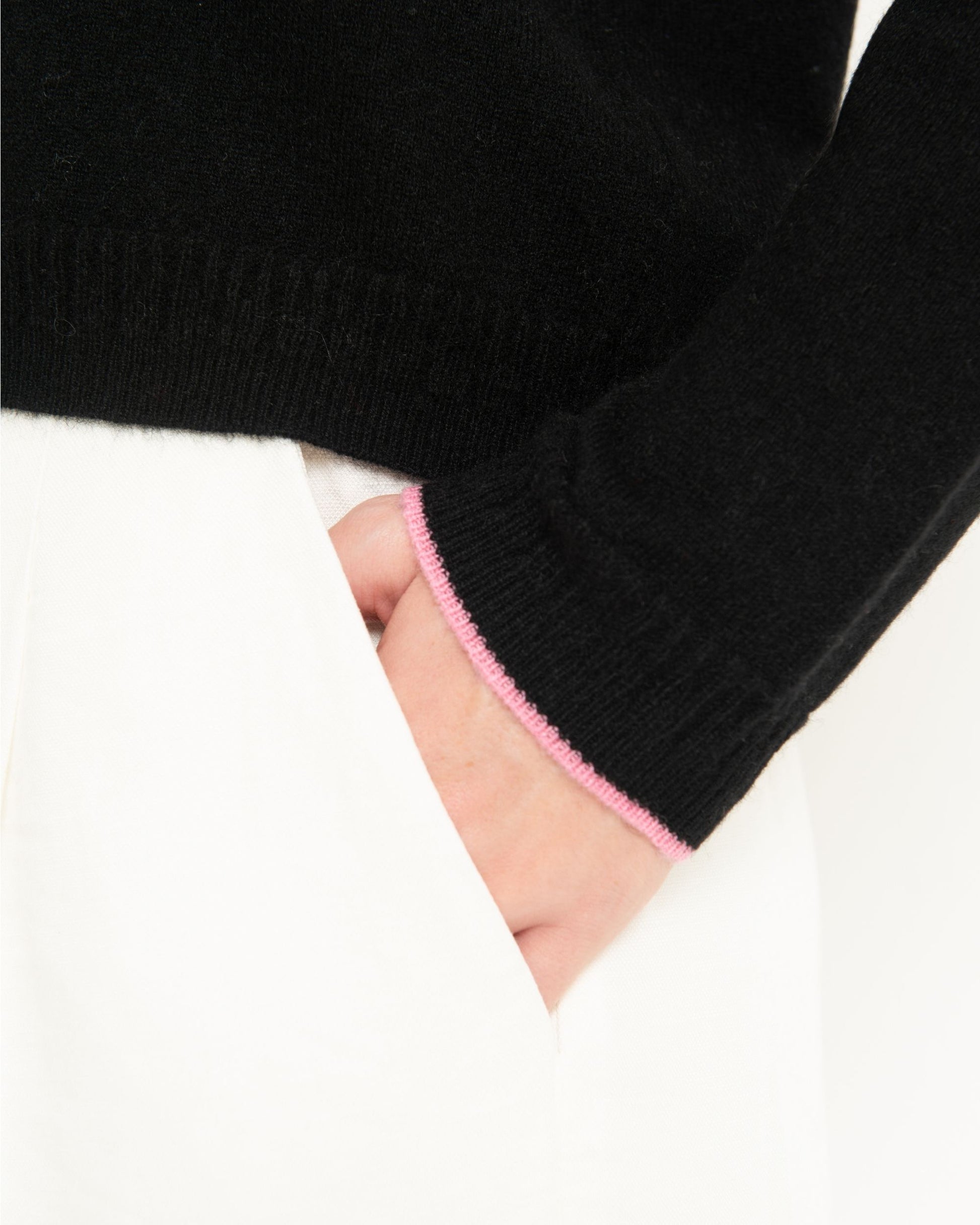 Cashmere Classic Crew Sweater Jet Black