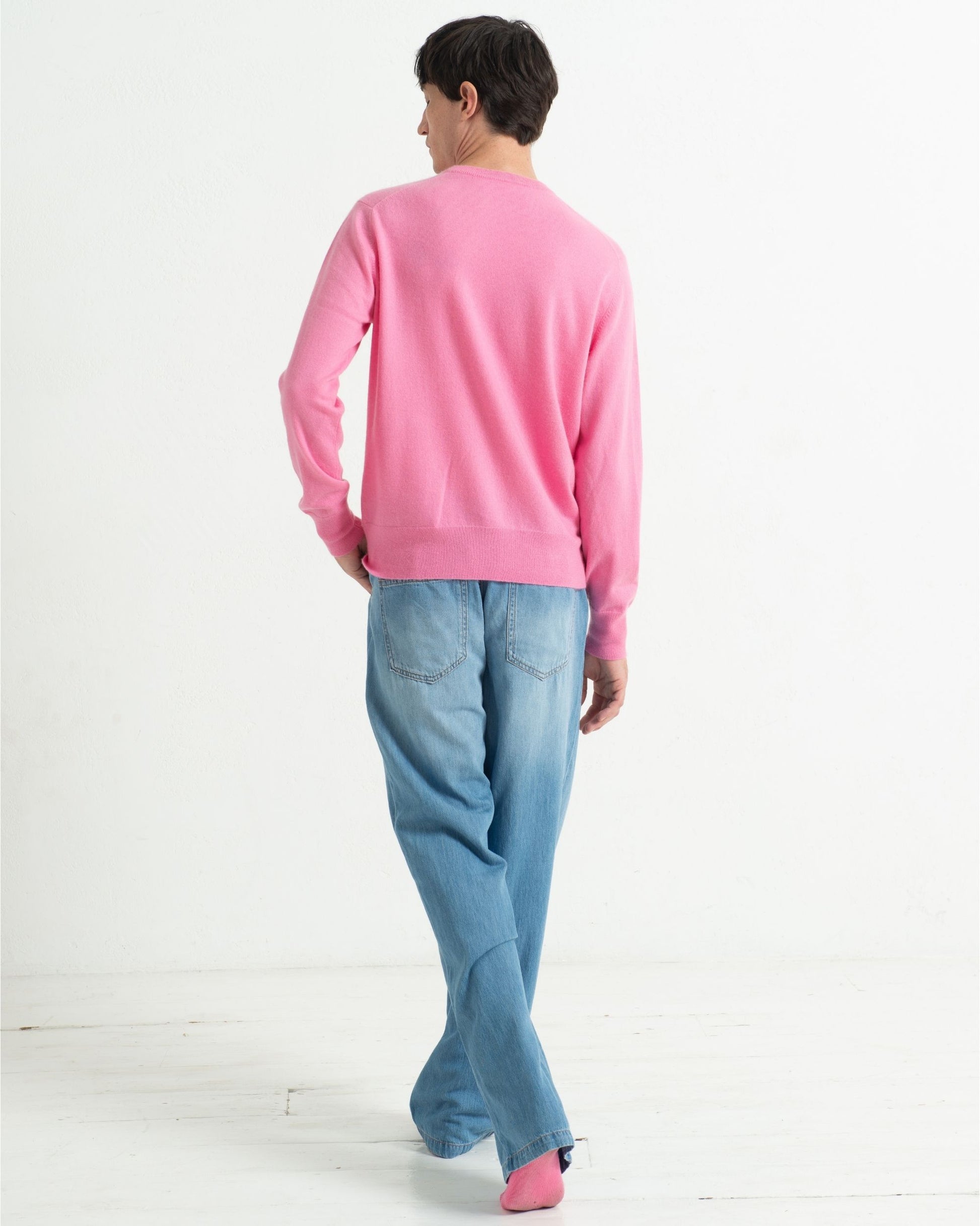 Mens Cashmere Boyfriend Crew Sweatshirt Baker Miller Pink