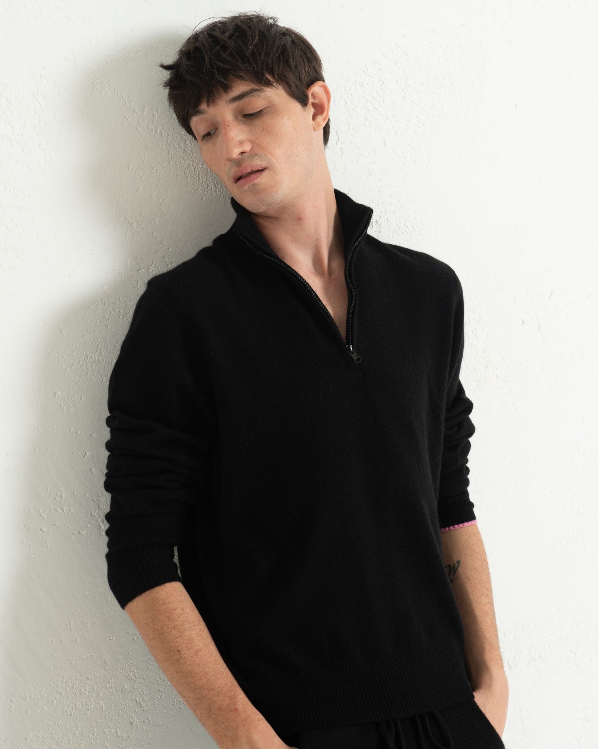 Mens Cashmere 1/4 Zip Sweater Jet Black