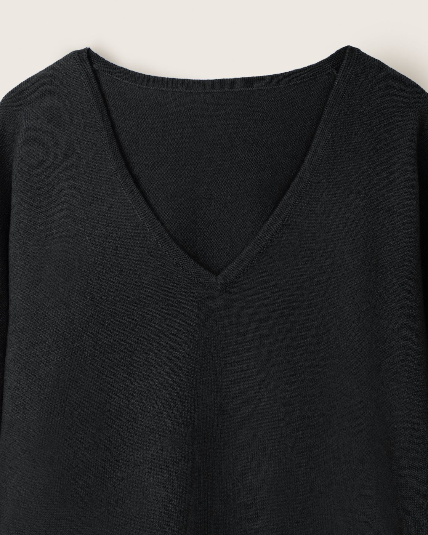 Cashmere Slouchy V Sweater Jet Black