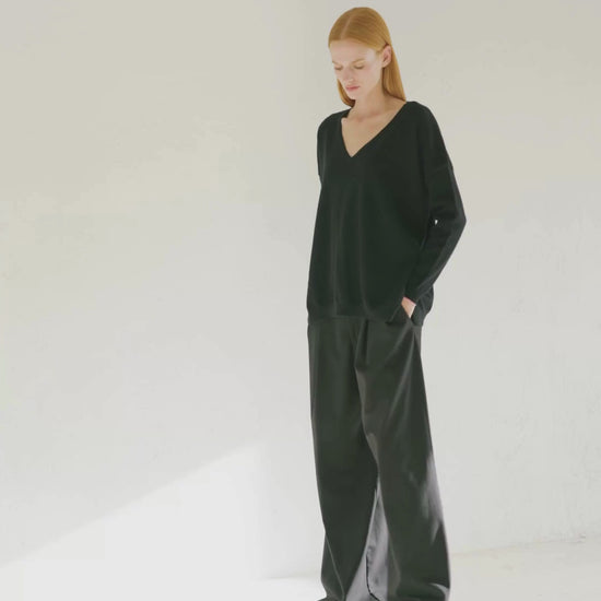 Cashmere Slouchy V Sweater Jet Black