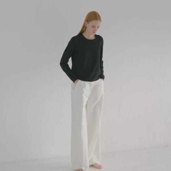 Cashmere Classic Crew Sweater Jet Black