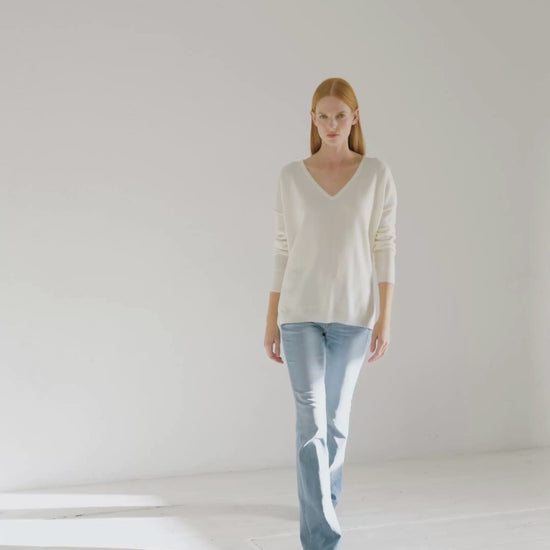 Cashmere Slouchy V Sweater Chalk White