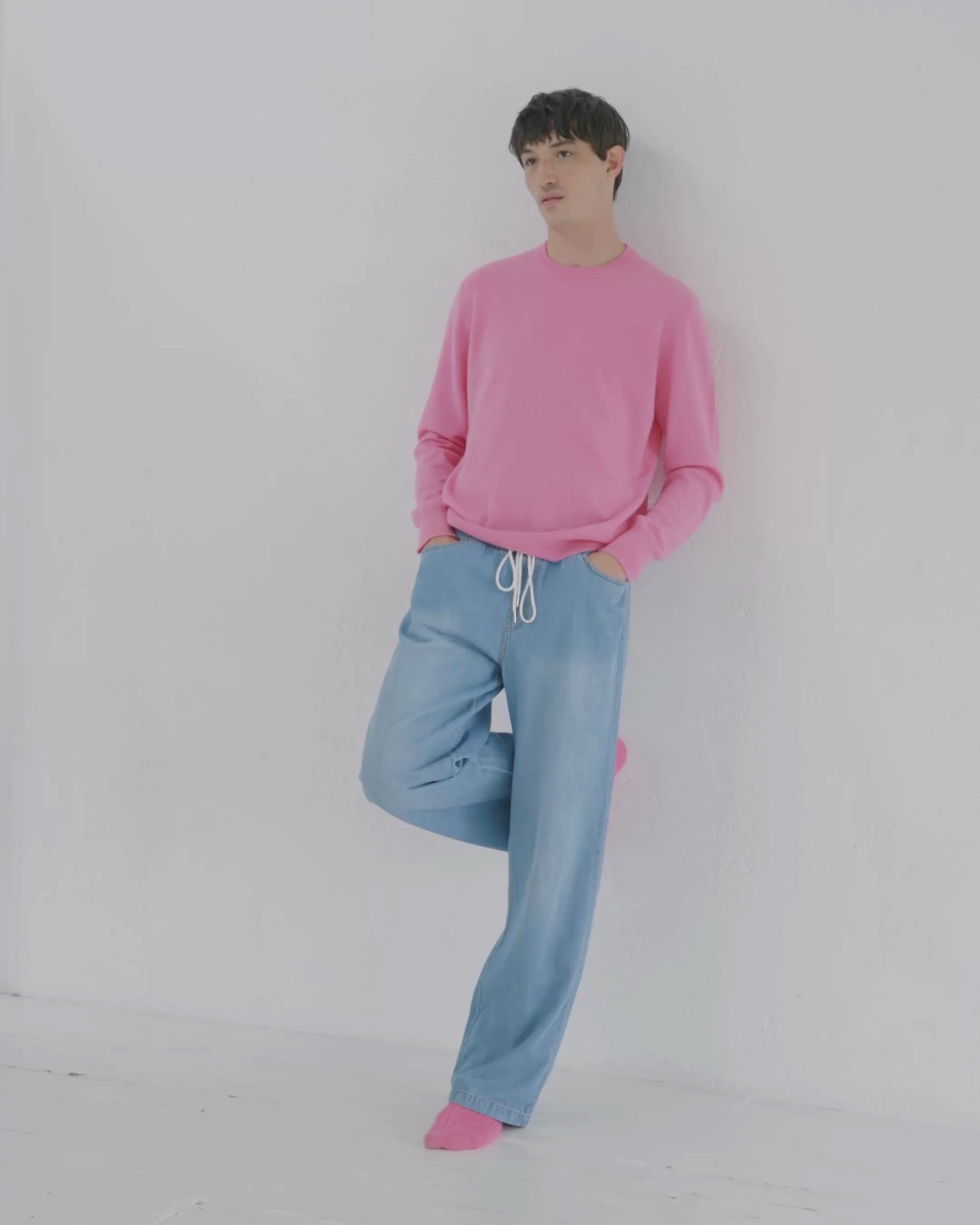 Mens Cashmere Boyfriend Crew Sweatshirt Baker Miller Pink
