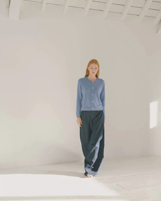 Cashmere Classic Crew Cardigan Cornflower Blue